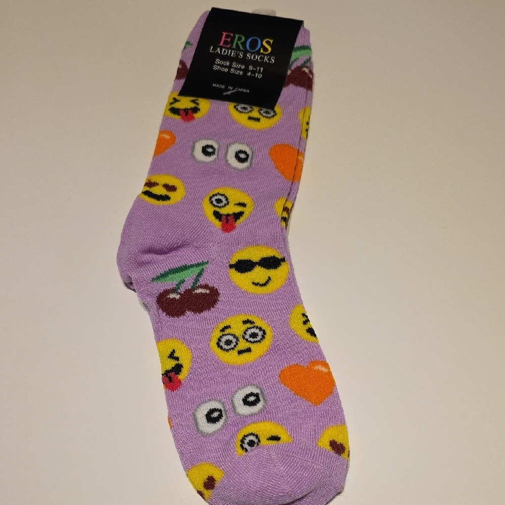 Eros Emoji Patterned Purple Socks
